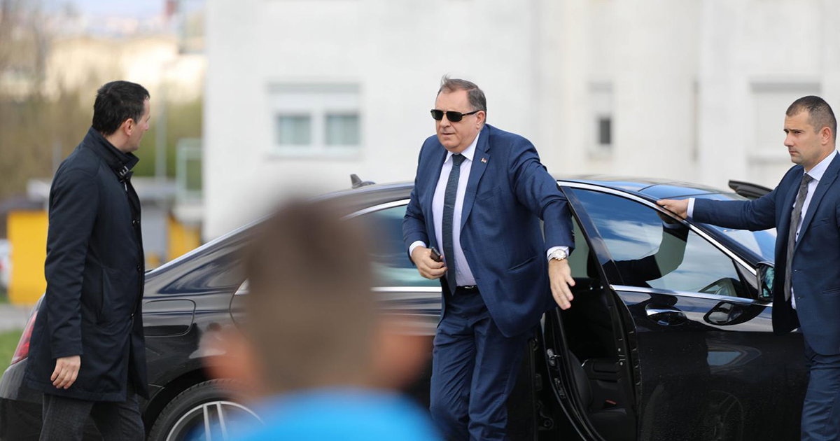 Banja Luka: Dodik i Stanivuković svečano podijelili ključeve stanovnicima Ade