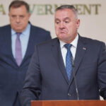 dodik višković deficit