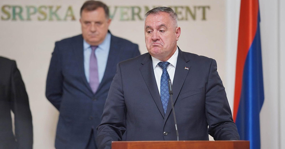 dodik višković deficit