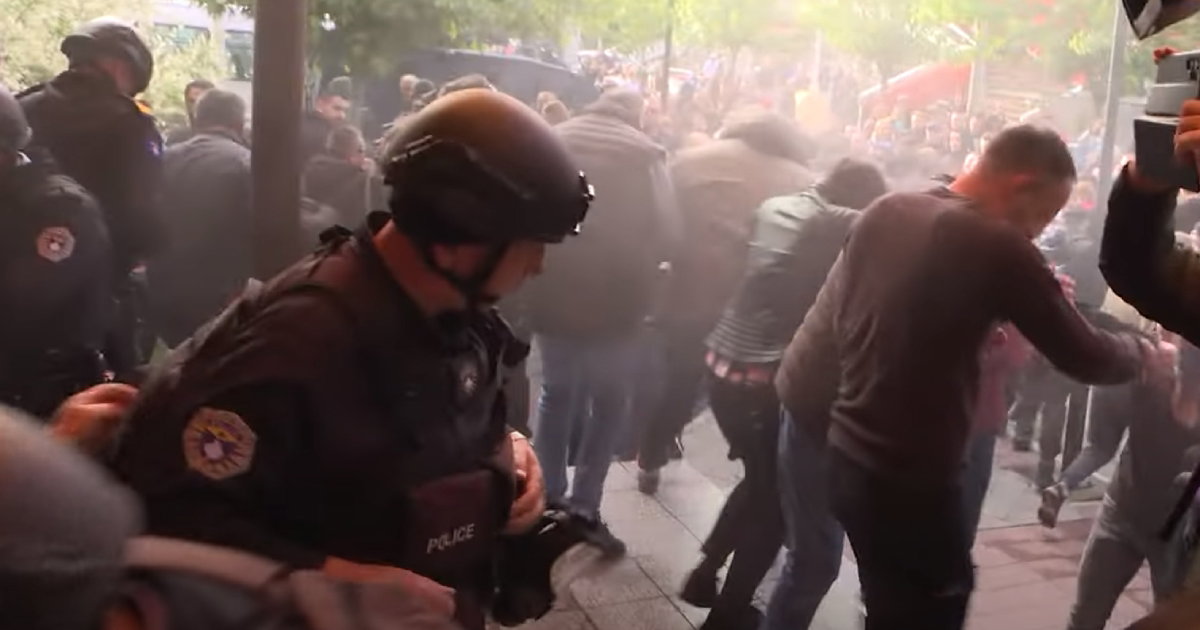 zvecan kosovo neredi