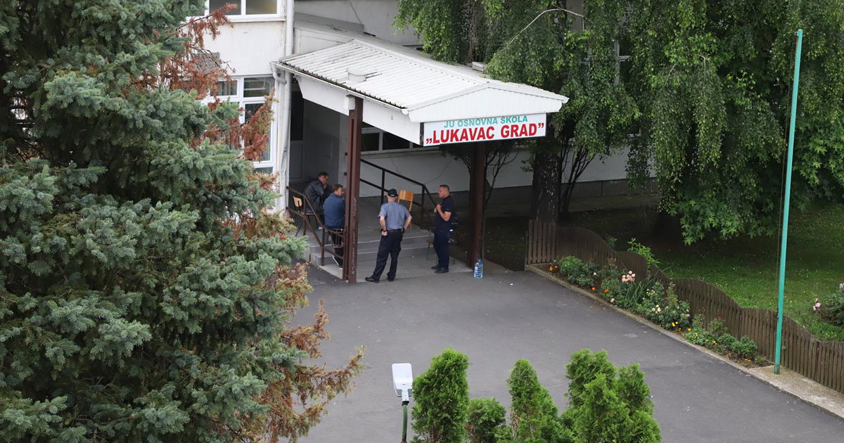 lukavac škola pucnjava