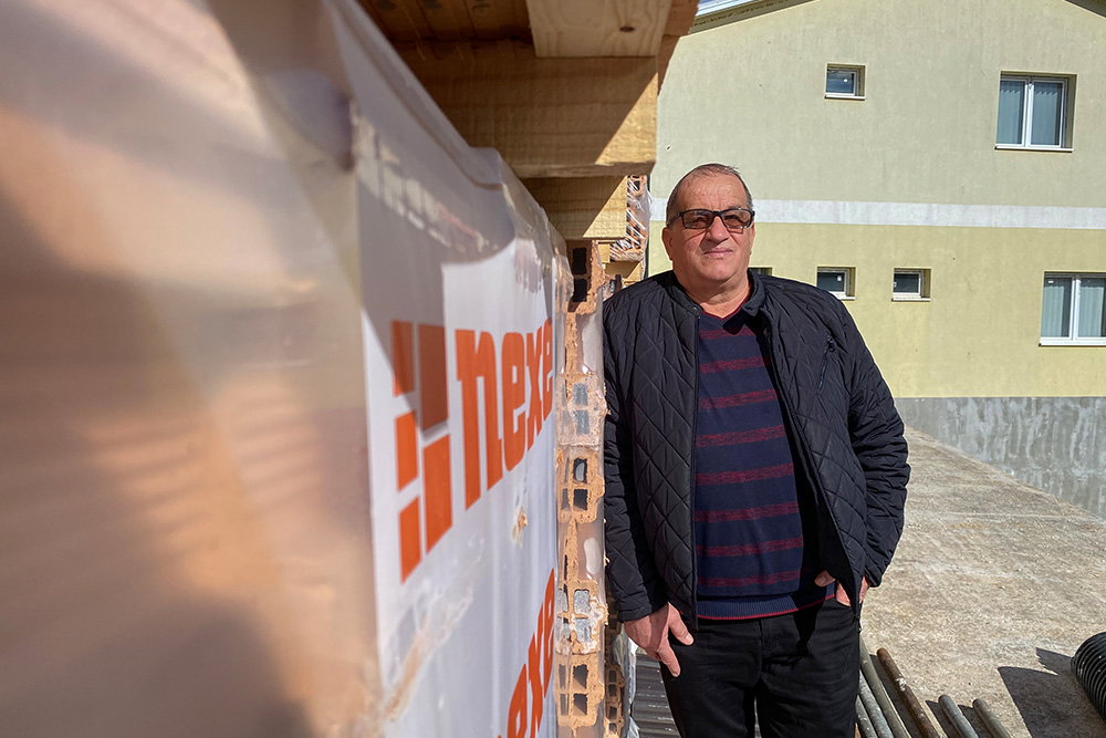 Nafiz Đogić kaže da mu je notar rekao da ne brine što zbog bolesti ne može pročitati detalje ugovora jer je njegova obaveza da ga zaštiti u dogovorenom poslu 