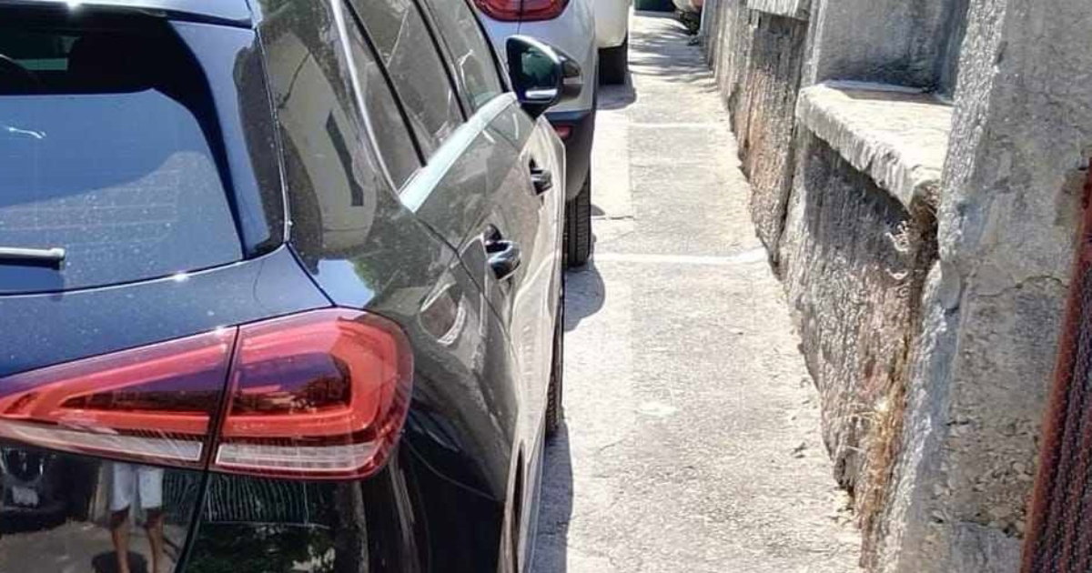 auto poruka