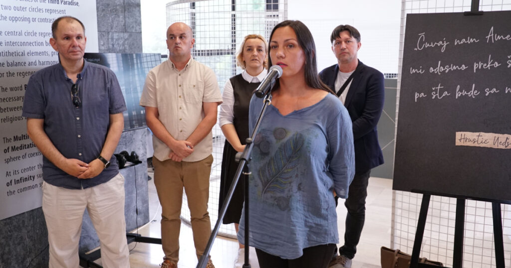 izlozba price iz srebrenice