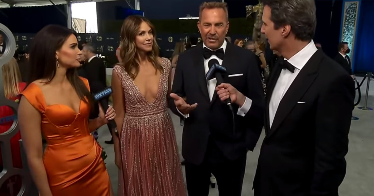 Kevin Costner Christine Baumgartner