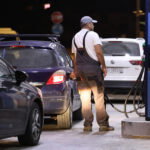 Gužve na benzinskim postajama uoči sutrašnjeg porasta cijena goriva