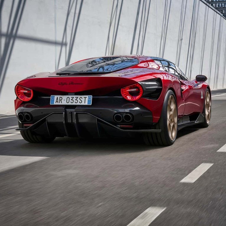 alfa romeo
