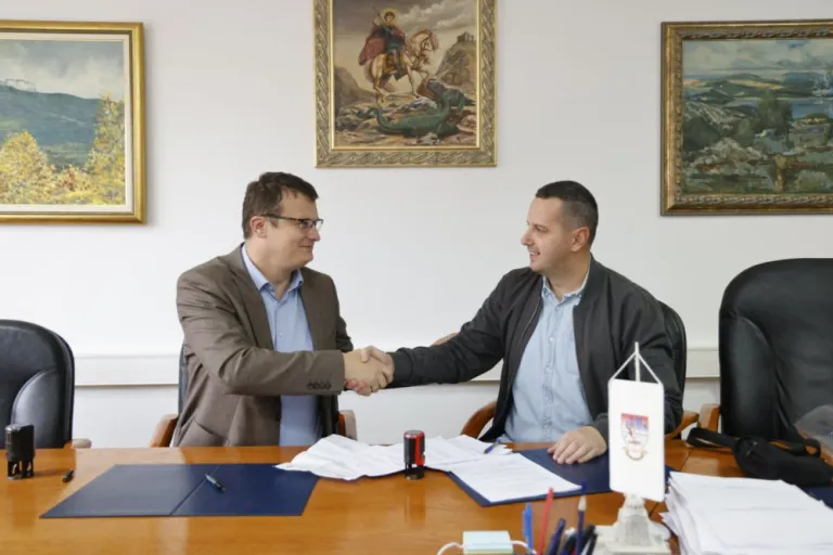 bozovic radis