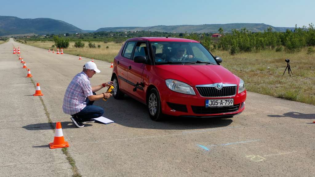 kociona tekucina automobil