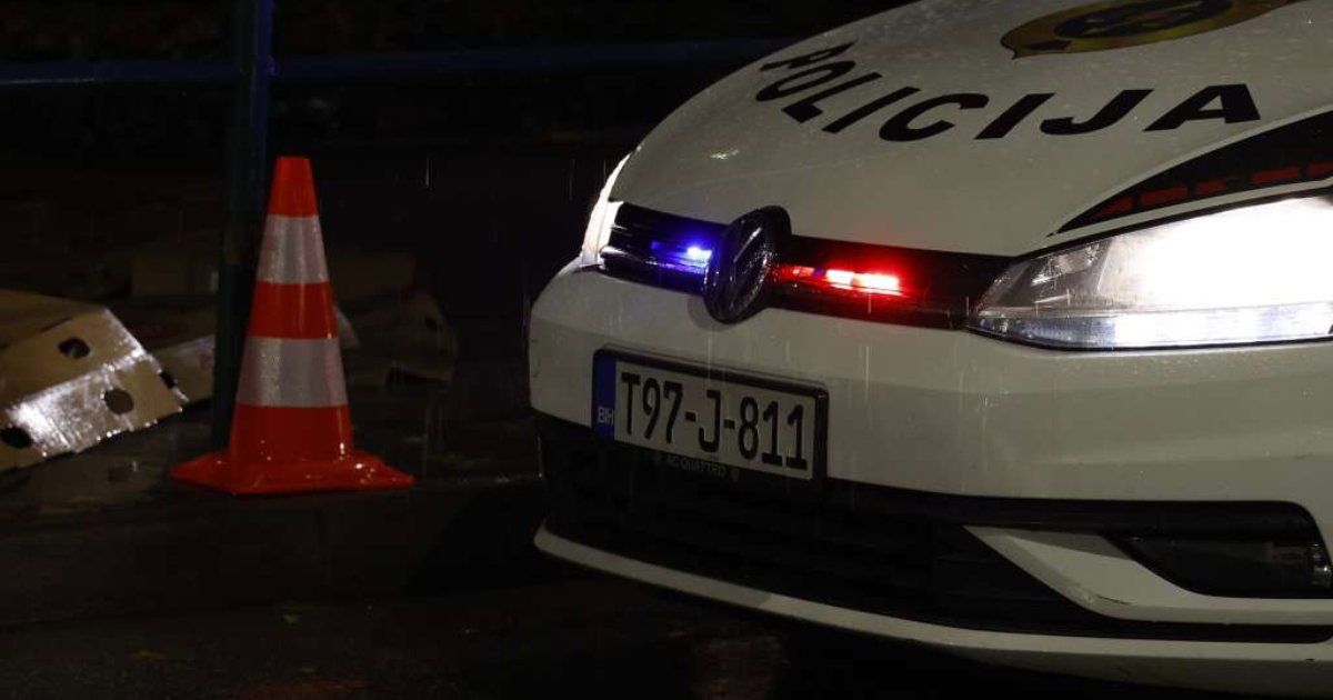 policija nesreca noc