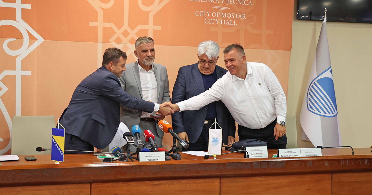 Potpisan ugovor za početak izgradnje Olimpijskog bazena u Mostaru