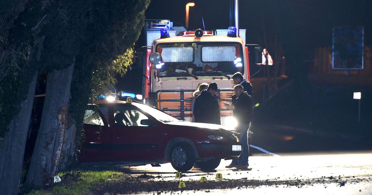 Fažana: Izletjele s ceste i udarile u stablo, dvije djevojke poginule, a šest ih je ozije?eno