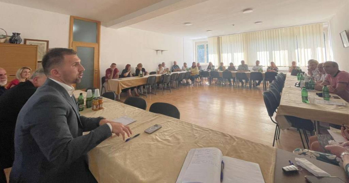 adnan delić zavod pazarić