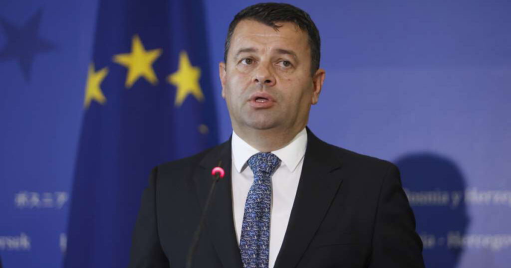 hurtić