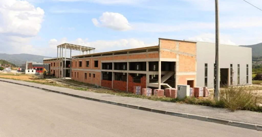 ruff cycles novi travnik zgrada