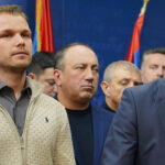 28.12.2021., Prostorije stranke PDP, Banjaluka (BiH) – Jelena Trivic, poslanica PDP-a u Narodnoj skupstini RS, danas je promovisana kao kandidat ove stranke ispred oporbenog bloka u RS za jednu od inokosnih funkcija na izborima koji ce se odrzati naredne godine u BiH. „Nasa je zelja da to bude funkcija predsjednika Republike Srpske“, rekao je Branislav Borenovic, predsjednik ove stranke. Jelena Trivic je izjavila da je najveci problem RS korupcija kao i da ce fokus njene kampanje biti upravo borba protiv korupcije. Drasko Stanivukovic, gradonacelnik Banjaluke, takodje je podrzao Trivickinu kandidaturu iako se u proteklim danima spekuliralo da ce upravo on biti kandidat za poziciju predsjednika RS.