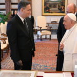 denis bećirović papa franjo