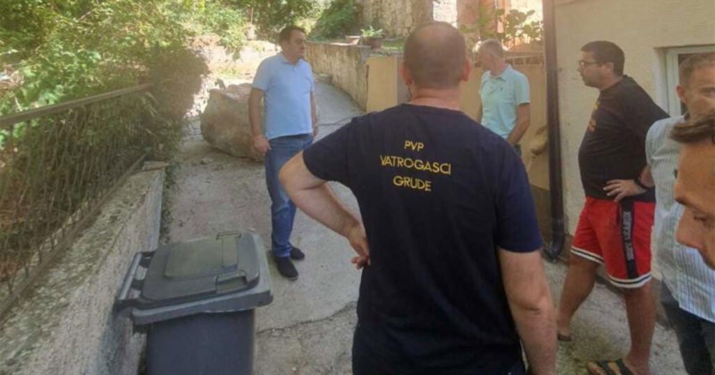 grude stijena potres