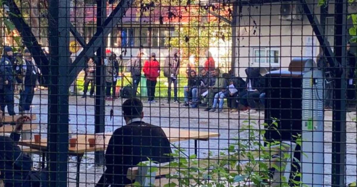 sipa racija migranstki centar blazuj