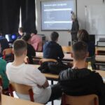 srednja mjesovita skola zepce ucenici