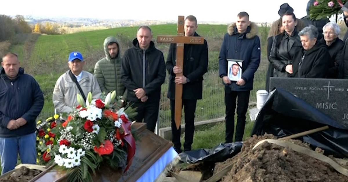 marko misic sahrana derventa