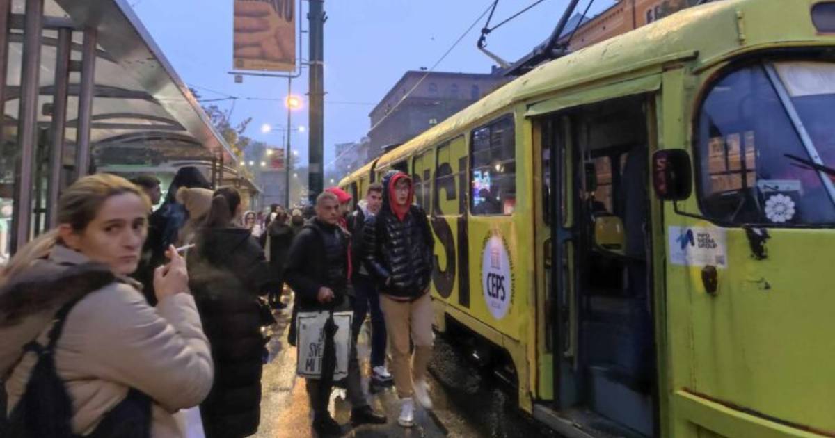 tramvaj guzva