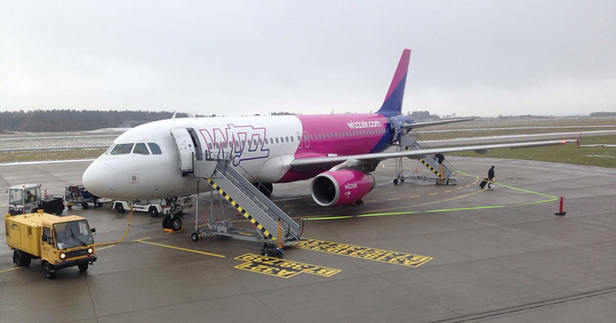 wizz-air-avion