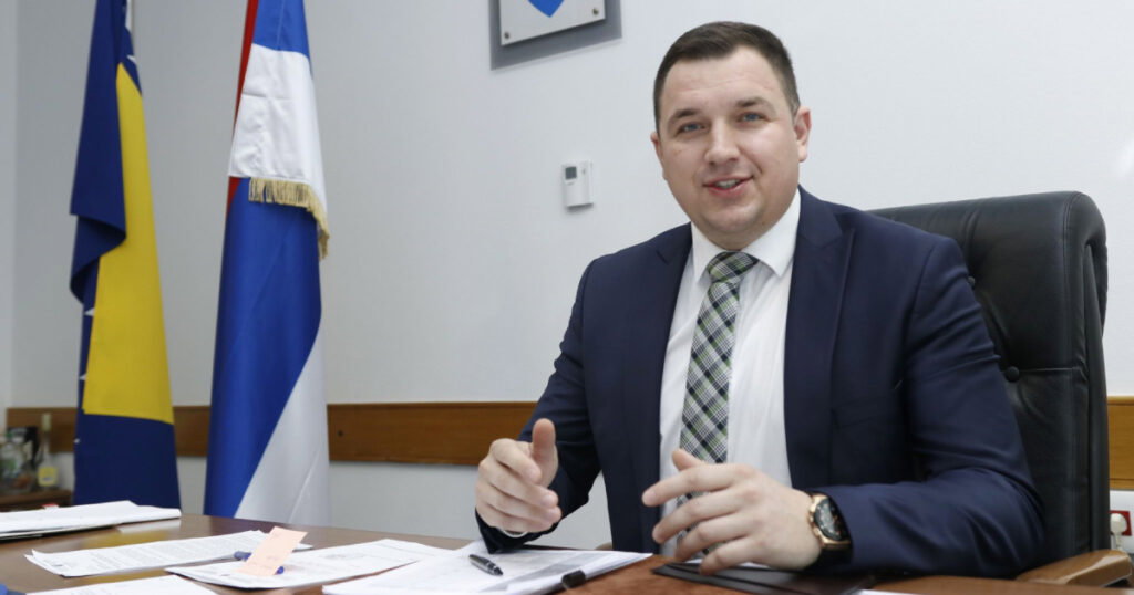 miloš lučić