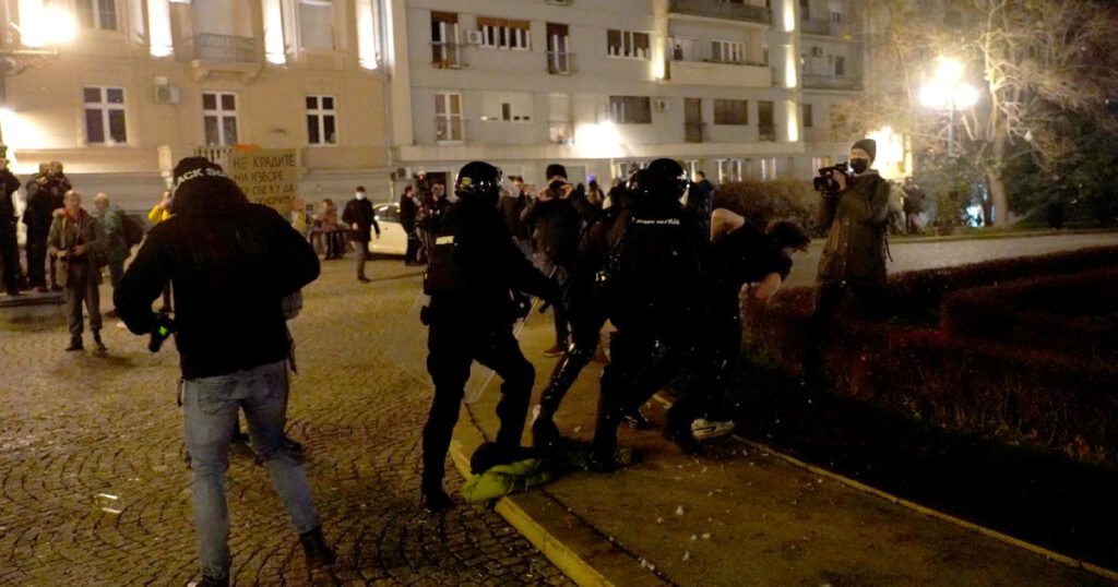 policija beograd protesti
