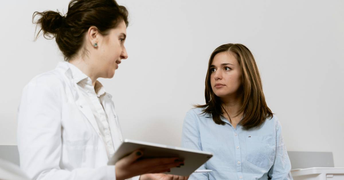 ginekolog doktor pacijent pregled