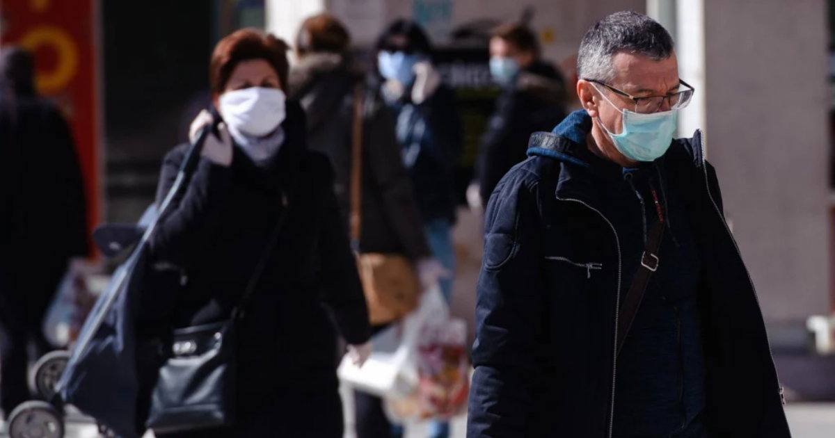 zastitne maske na ulici