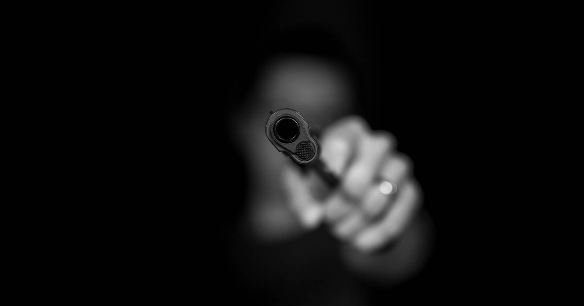 oruzje pistolj