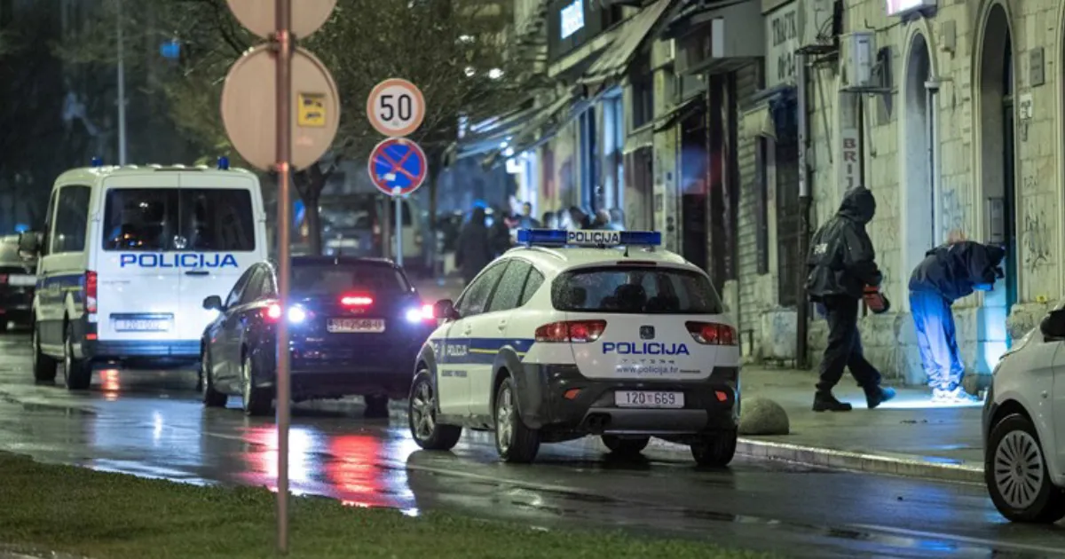 split ubistvo mladica nozem