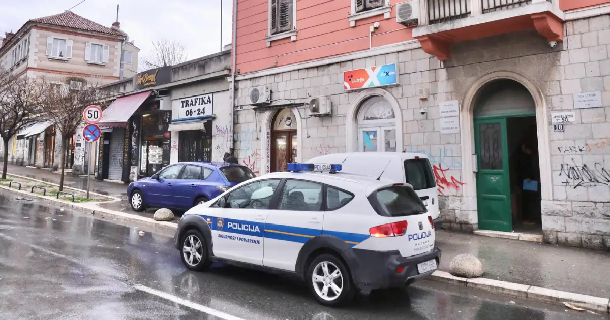 split ubistvo nozem