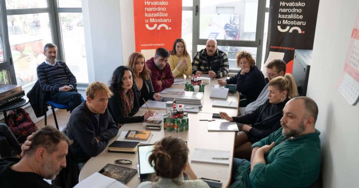 stepski vuk hnk mostar lutkarsko kazaliste