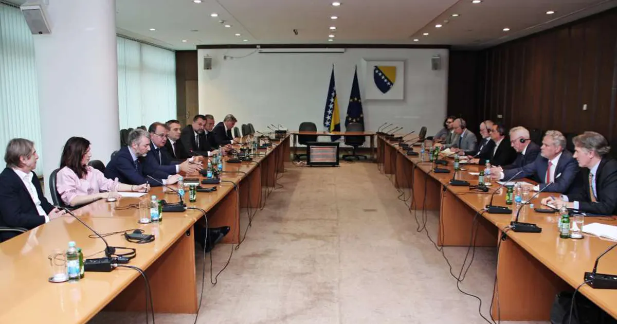 Stranke Trojke i ambasadori PIC