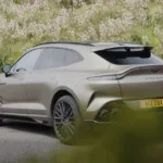 aston martin DBX707