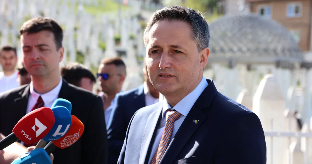 Denis Bećirović