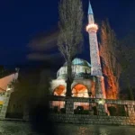 džamija