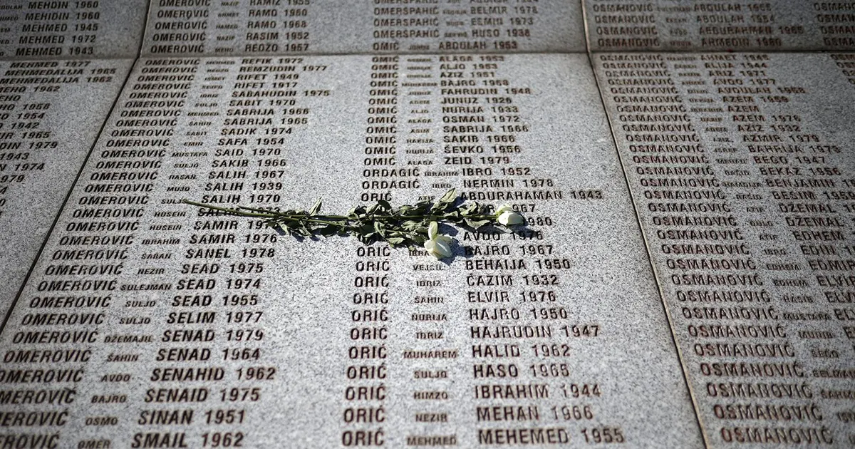 srebrenica genocid potocari