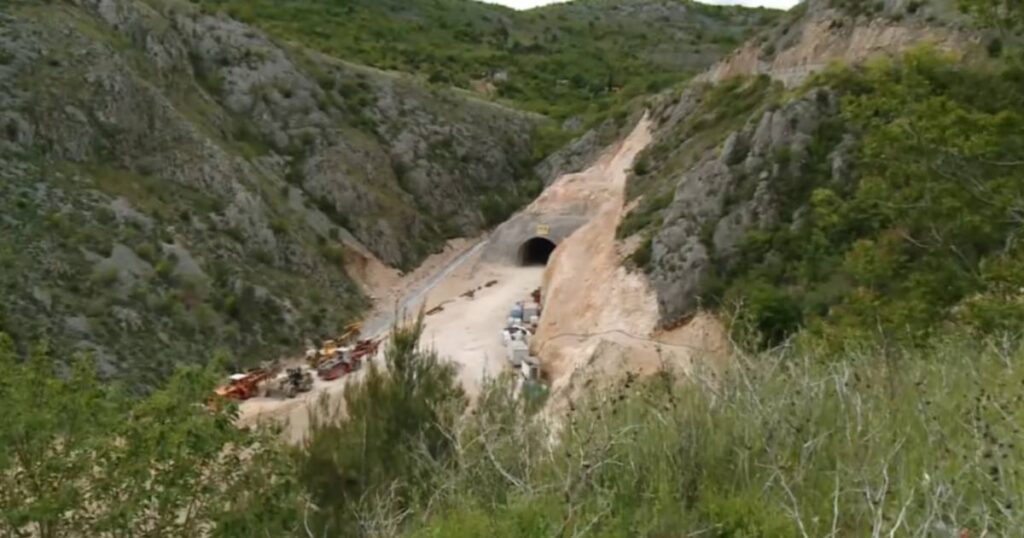 tunel novi