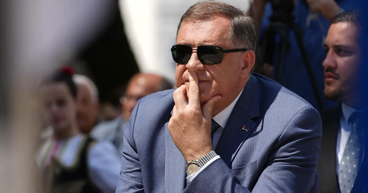 koga je pomilovao milorad dodik