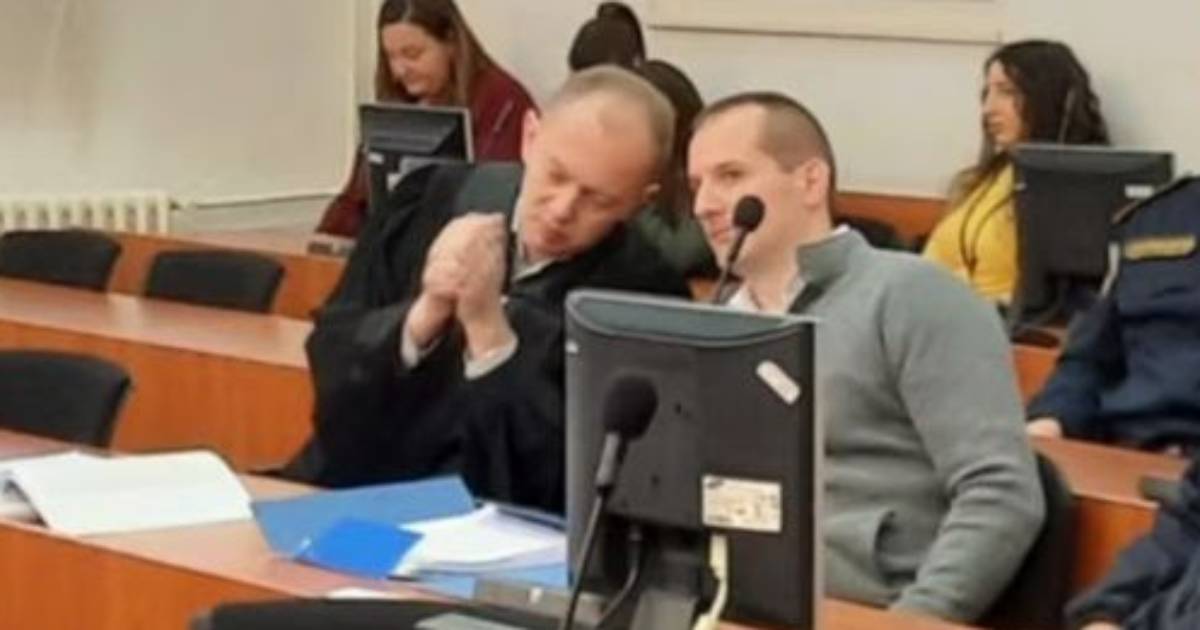 Marko Trifković s advokatom