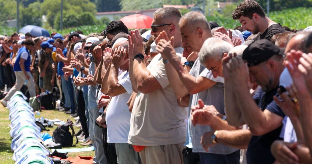 dzenaza potocari srebrenica 2