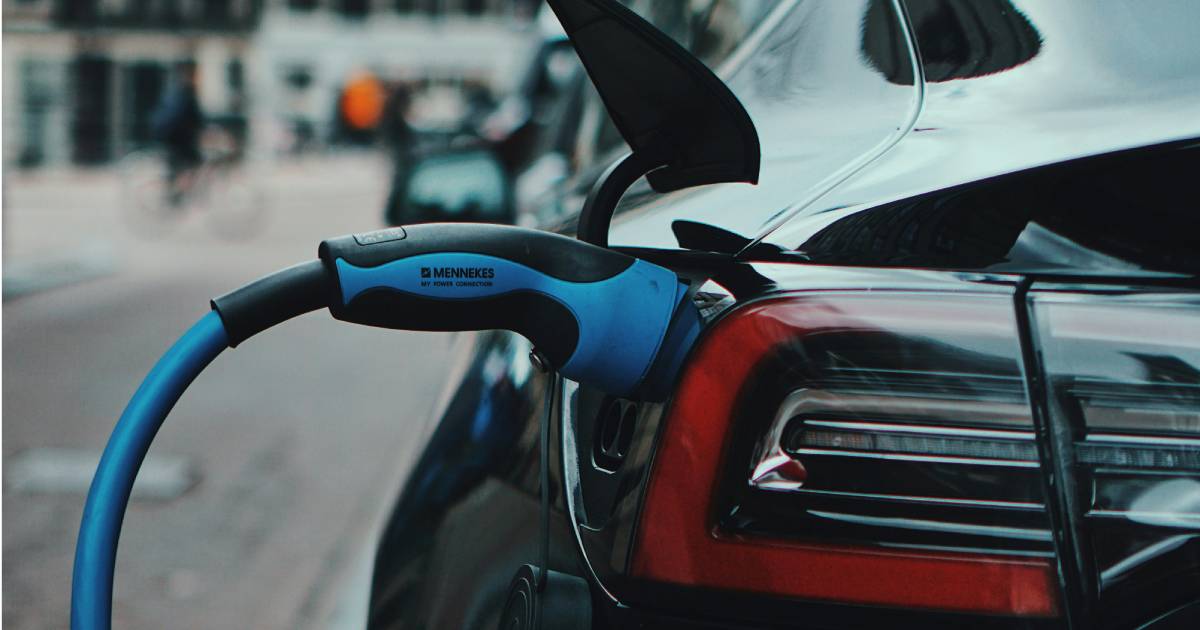 elektricni automobil