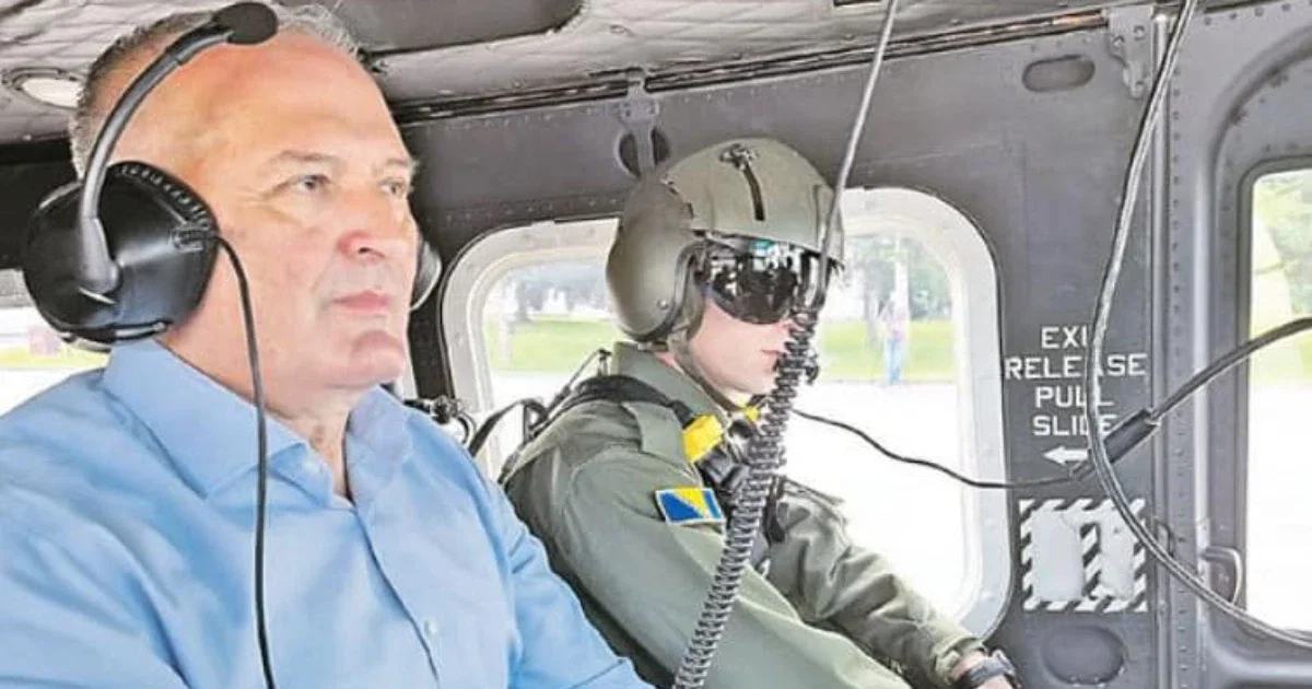 zukan helez u helikopteru