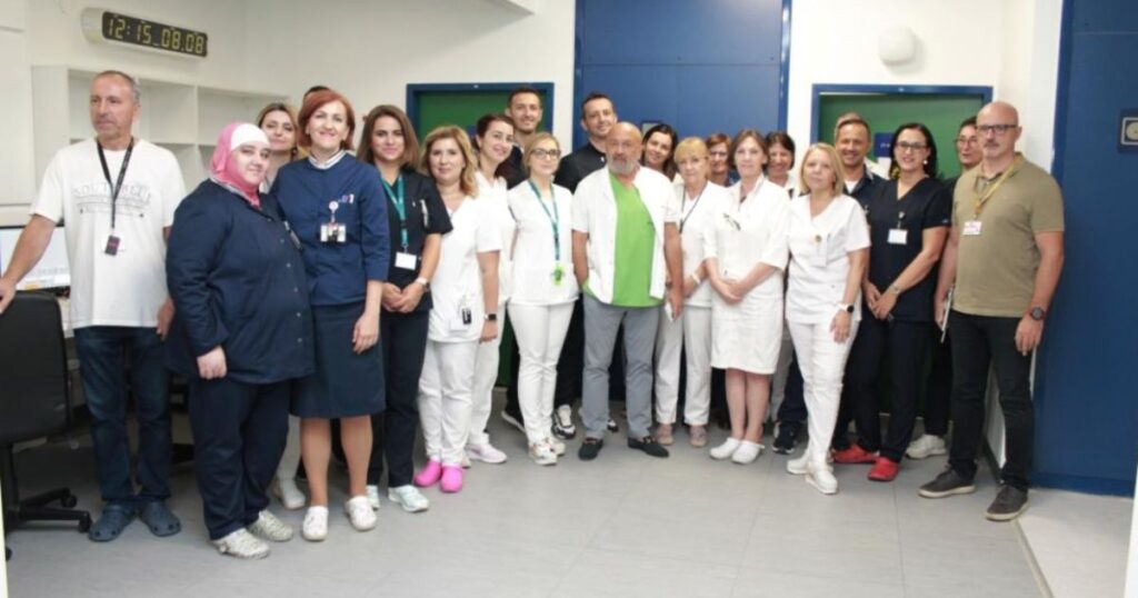 Klinika za onkologiju - uposlenici i generalna direktorica KCUS 