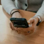 Zabranjeni mobiteli u školama