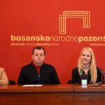 Iz najbliže udaljenosti press
