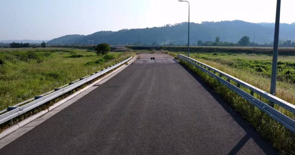 cesta novi asfalt